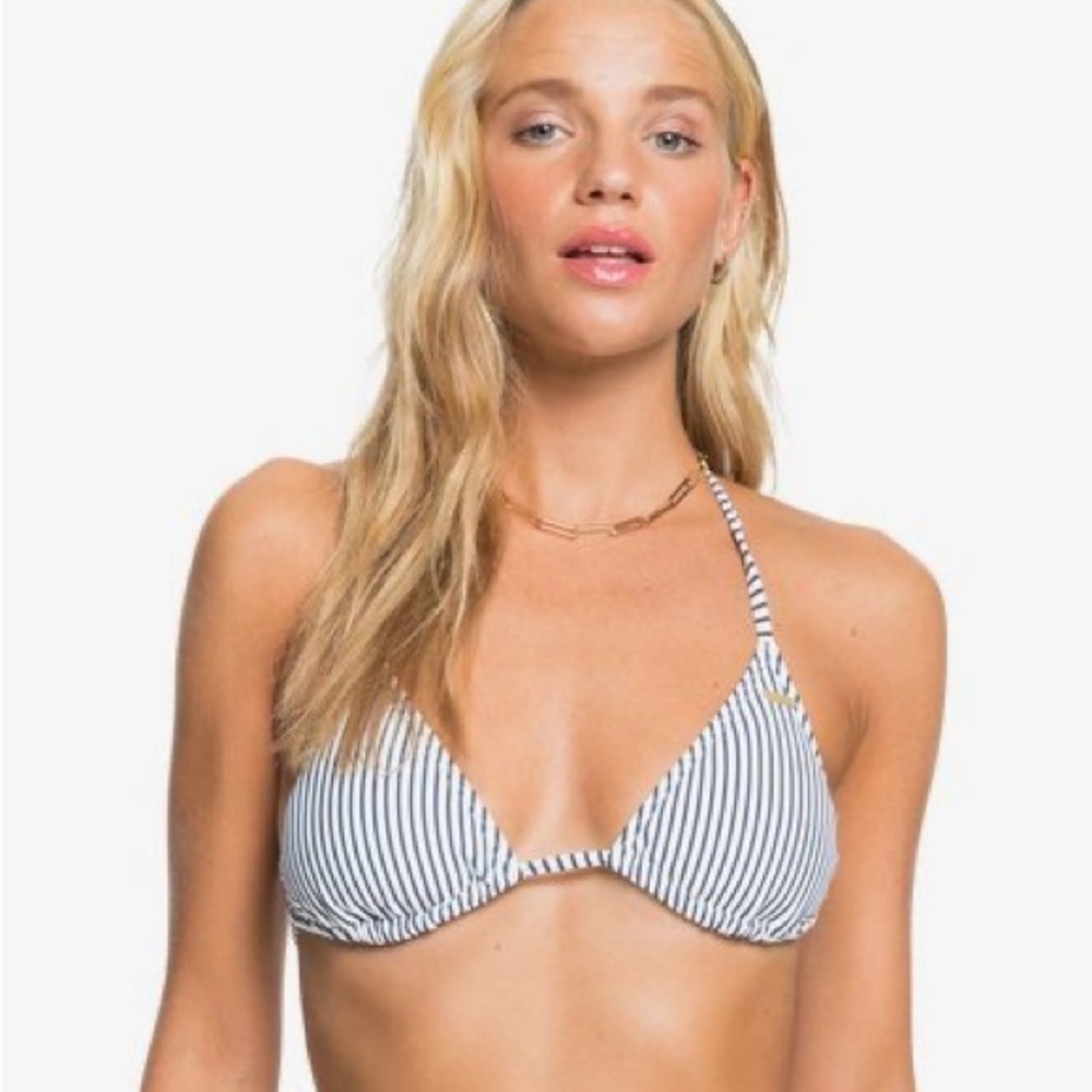 🌸ROXY Beach Classics Tiki Triangle Bikini Top🌸